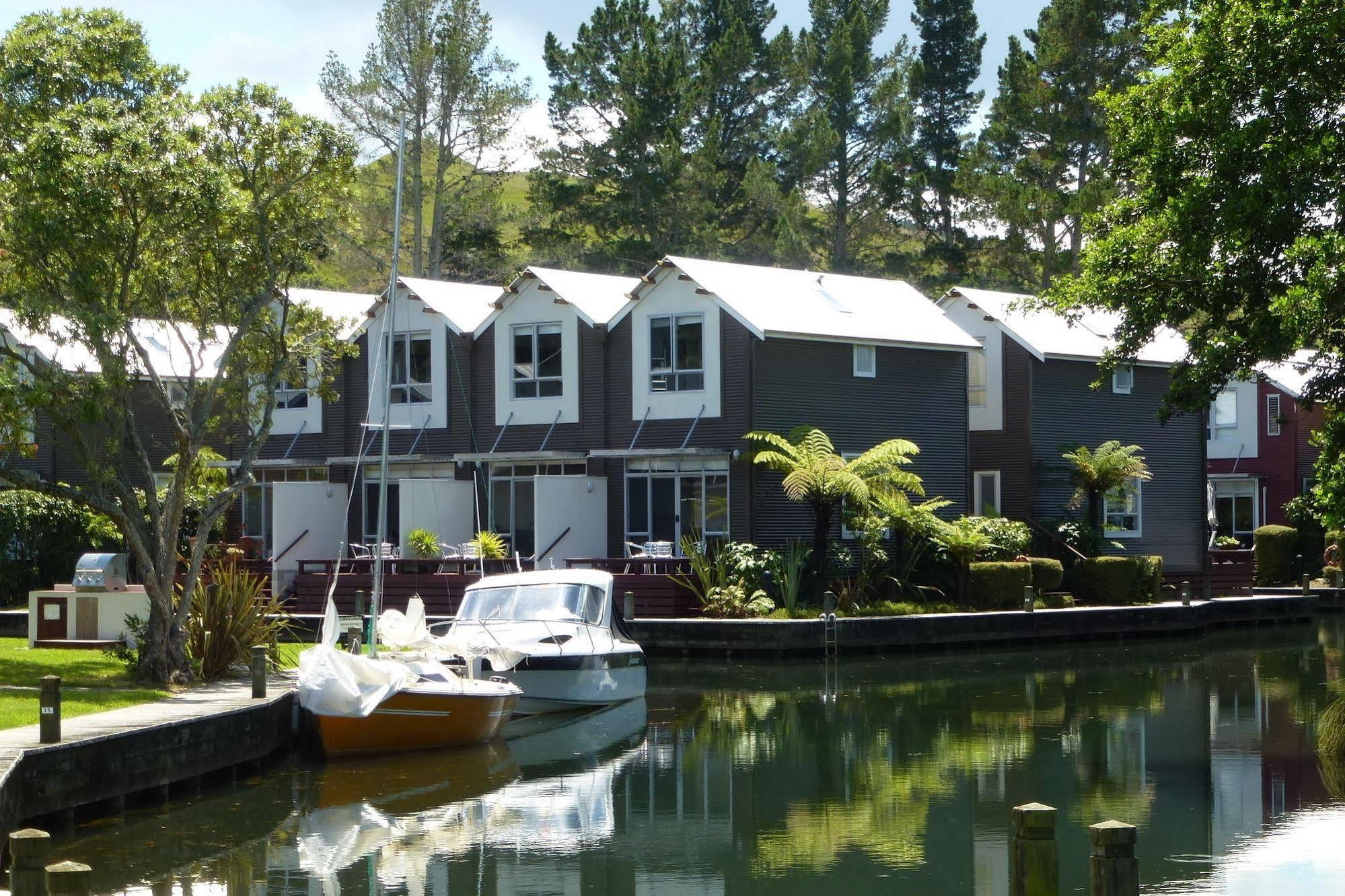 Ramada Resort By Wyndham Rotorua Marama Exterior photo